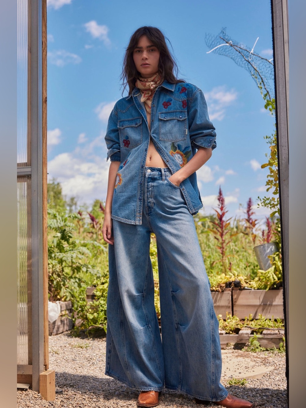 NWT FREE PEOPLE WE THE FREE Westward Demi Jeans | Who Is She MSRP $148